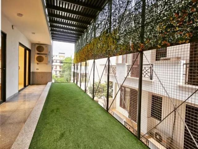 4 BHK Independent Builder Floor in Paschim Vihar for resale New Delhi. The reference number is 20068203