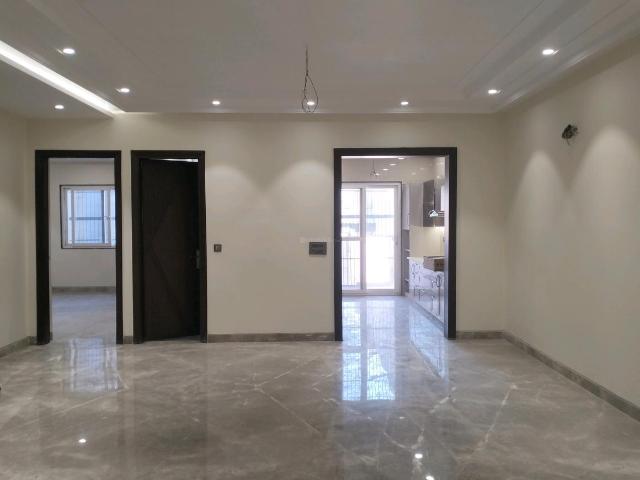 4 BHK Independent Builder Floor in Paschim Vihar for resale New Delhi. The reference number is 20111997