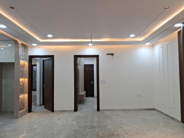 4 BHK Independent Builder Floor in Paschim Vihar for resale New Delhi. The reference number is 20374990