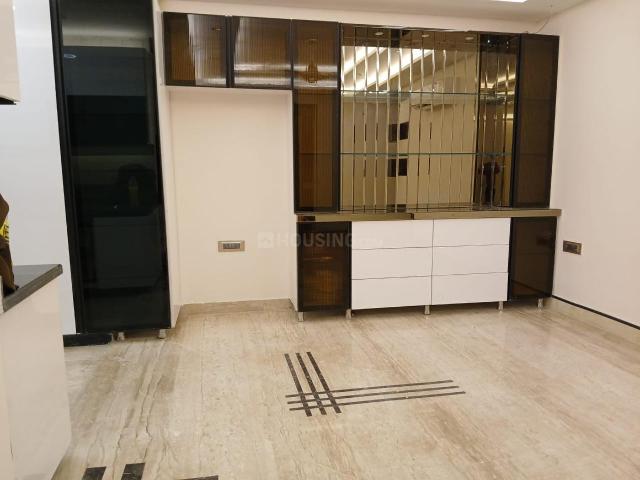 4 BHK Independent Builder Floor in Paschim Vihar for resale New Delhi. The reference number is 20399186