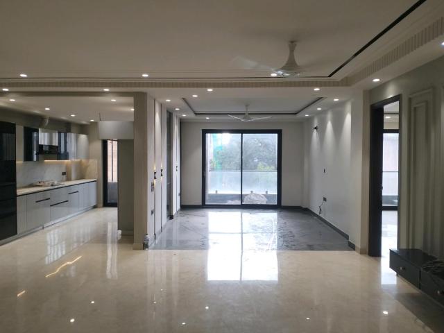 4 BHK Independent Builder Floor in Paschim Vihar for resale New Delhi. The reference number is 21104552