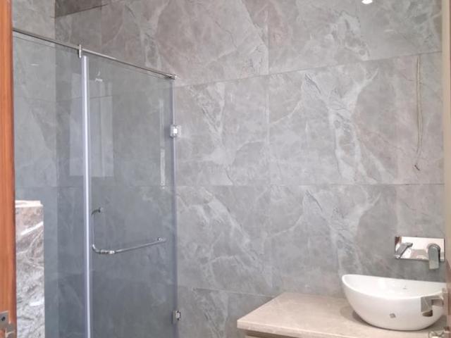 4 BHK Independent Builder Floor in Paschim Vihar for resale New Delhi. The reference number is 21354827