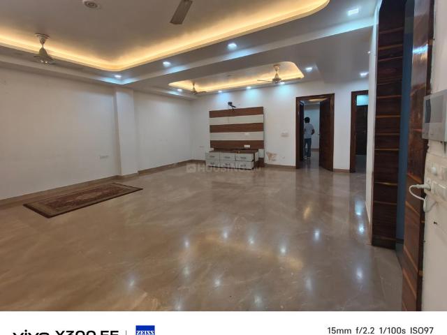 4 BHK Independent Builder Floor in Paschim Vihar for resale New Delhi. The reference number is 21385362