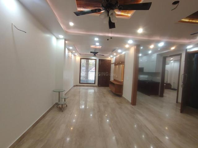 4 BHK Independent Builder Floor in Pitampura for resale New Delhi. The reference number is 11981054