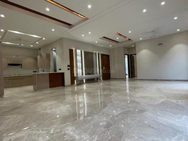 4 BHK Independent Builder Floor in Pitampura for resale New Delhi. The reference number is 16061615
