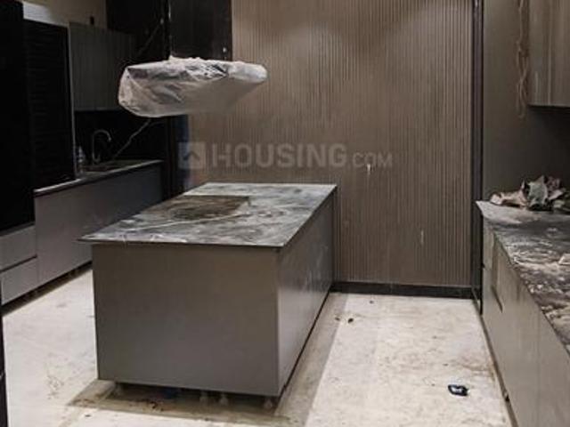 4 BHK Independent Builder Floor in Pitampura for resale New Delhi. The reference number is 19951852