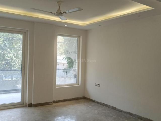 4 BHK Independent Builder Floor in Pitampura for resale New Delhi. The reference number is 20091895