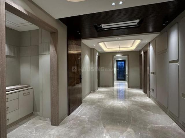 4 BHK Independent Builder Floor in Pitampura for resale New Delhi. The reference number is 20407759