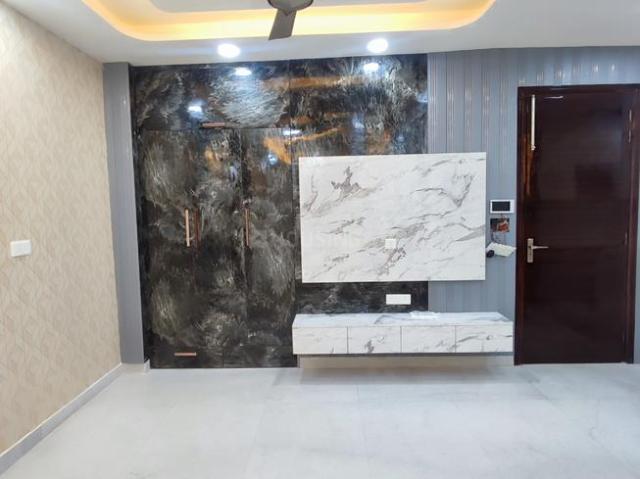 4 BHK Independent Builder Floor in Pitampura for resale New Delhi. The reference number is 20696954