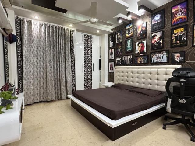 4 BHK Independent Builder Floor in Pitampura for resale New Delhi. The reference number is 20782057
