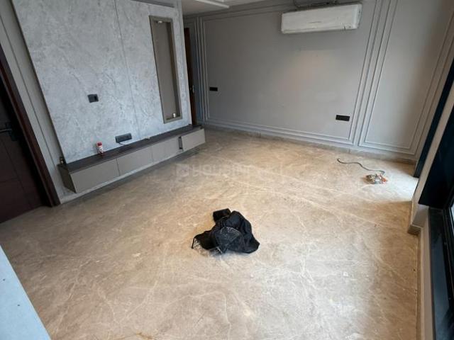 4 BHK Independent Builder Floor in Pitampura for resale New Delhi. The reference number is 20896463