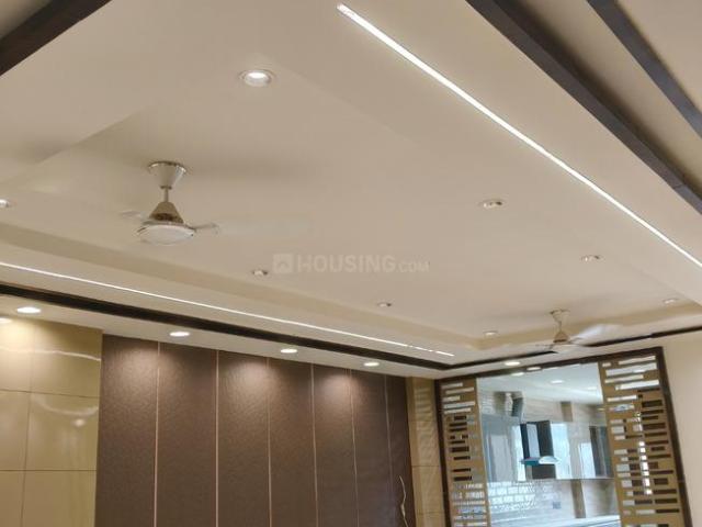 4 BHK Independent Builder Floor in Pitampura for resale New Delhi. The reference number is 21104745