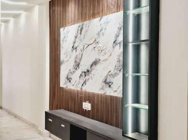 4 BHK Independent Builder Floor in Rajouri Garden for rent New Delhi. The reference number is 17413884