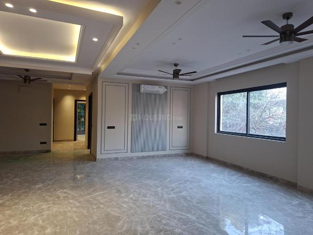 4 BHK Independent Builder Floor in Rajouri Garden for rent New Delhi. The reference number is 19497354