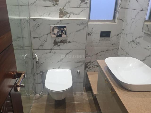 4 BHK Independent Builder Floor in Rajouri Garden for rent New Delhi. The reference number is 20017080