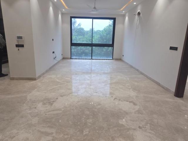 4 BHK Independent Builder Floor in Rajouri Garden for rent New Delhi. The reference number is 20741607