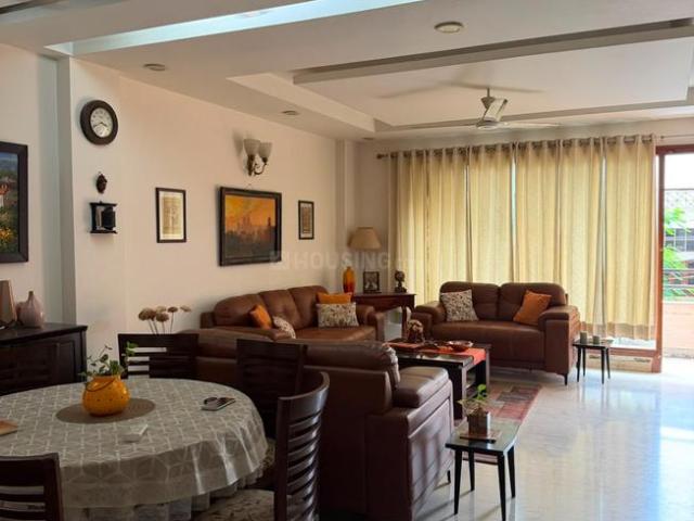4 BHK Independent Builder Floor in Raja Garden for rent New Delhi. The reference number is 21147241