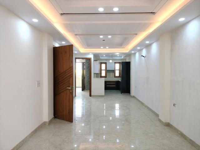 4 BHK Independent Builder Floor in Rajendra Nagar for resale Ghaziabad. The reference number is 17980733