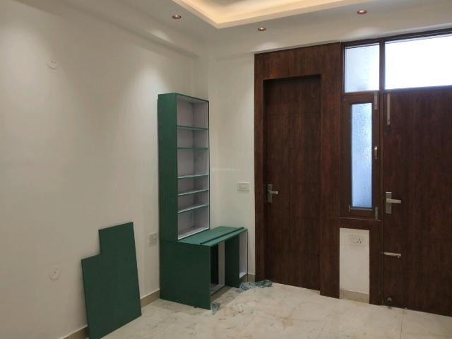 4 BHK Independent Builder Floor in Rajendra Nagar for resale Ghaziabad. The reference number is 19796565