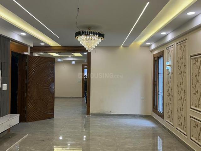 4 BHK Independent Builder Floor in Rajendra Nagar for resale Ghaziabad. The reference number is 19796907