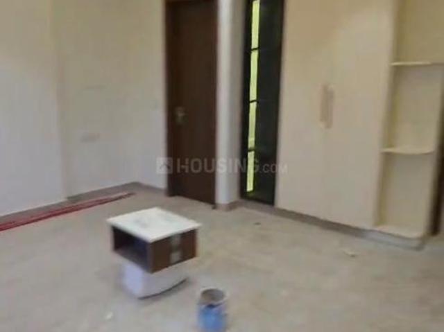 4 BHK Independent Builder Floor in Rohini Sector 28 for rent New Delhi. The reference number is 20010866