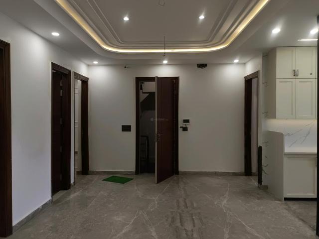 4 BHK Independent Builder Floor in Rohini Sector 28 for resale New Delhi. The reference number is 19672744