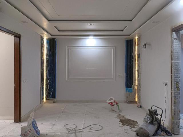 4 BHK Independent Builder Floor in Rohini Sector 28 for resale New Delhi. The reference number is 21089084