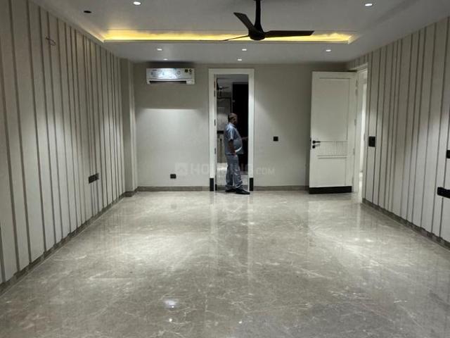 4 BHK Independent Builder Floor in Sukhdev Vihar for resale New Delhi. The reference number is 18883433