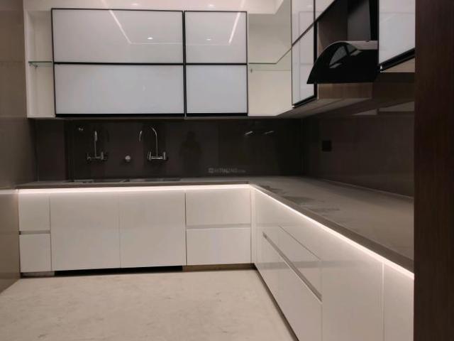 4 BHK Independent Builder Floor in Sunlight Colony for resale New Delhi. The reference number is 18616811