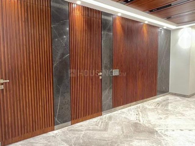 4 BHK Independent Builder Floor in Sushant Lok Phase 1 for rent Gurgaon. The reference number is 18147101