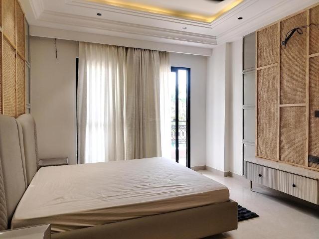 4 BHK Independent Builder Floor in Sushant Lok Phase 1 for rent Gurgaon. The reference number is 20690055