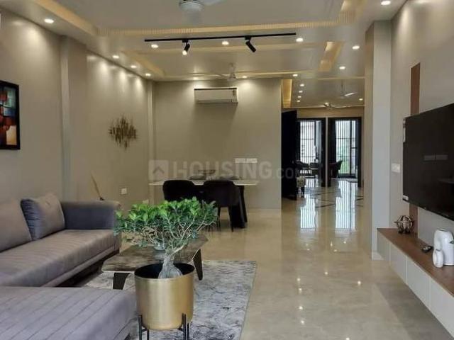 4 BHK Independent Builder Floor in Sushant Lok Phase 1 for rent Gurgaon. The reference number is 20927407