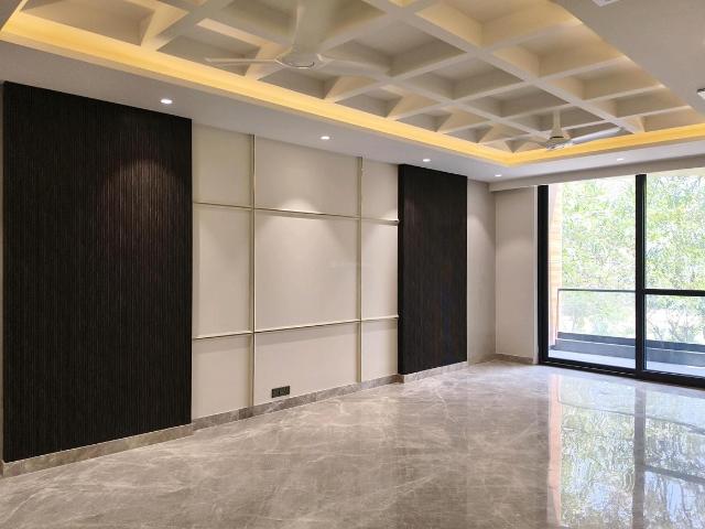 4 BHK Independent Builder Floor in Sushant Lok Phase 1 for resale Gurgaon. The reference number is 19810037