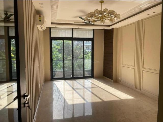 4 BHK Independent Builder Floor in Sushant Lok Phase 1 for resale Gurgaon. The reference number is 20002670