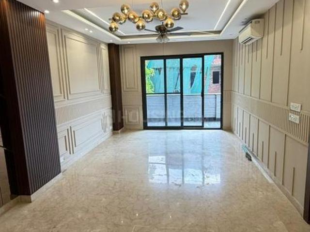 4 BHK Independent Builder Floor in Sushant Lok Phase 1 for resale Gurgaon. The reference number is 20187344