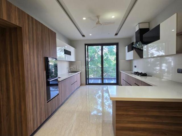 4 BHK Independent Builder Floor in Sushant Lok Phase 1 for resale Gurgaon. The reference number is 20254351