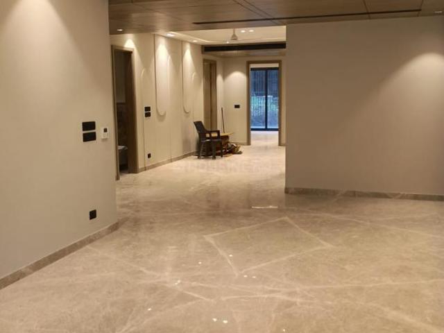 4 BHK Independent Builder Floor in Sushant Lok Phase 1 for resale Gurgaon. The reference number is 20563074