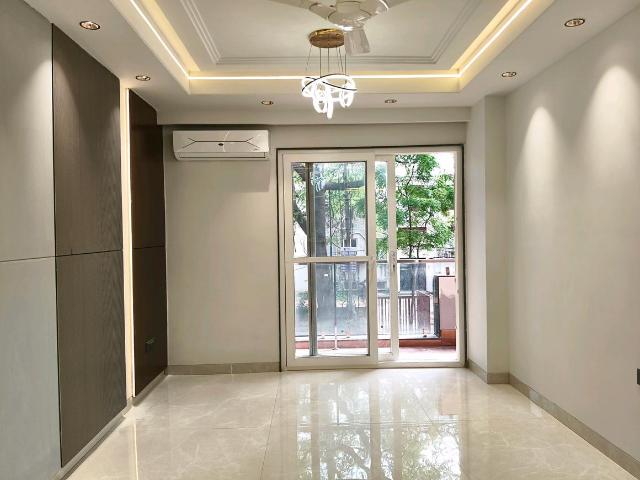 4 BHK Independent Builder Floor in Sushant Lok Phase 1 for resale Gurgaon. The reference number is 20575028