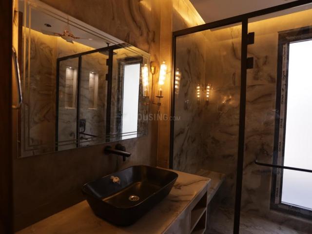 4 BHK Independent Builder Floor in Sushant Lok Phase 1 for resale Gurgaon. The reference number is 20965978