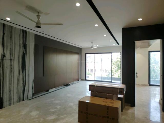 4 BHK Independent Builder Floor in Sushant Lok Phase 1 for resale Gurgaon. The reference number is 21080641