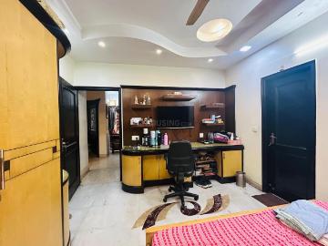 4 BHK Independent Builder Floor in Surajmal Vihar for resale New Delhi. The reference number is 18908761