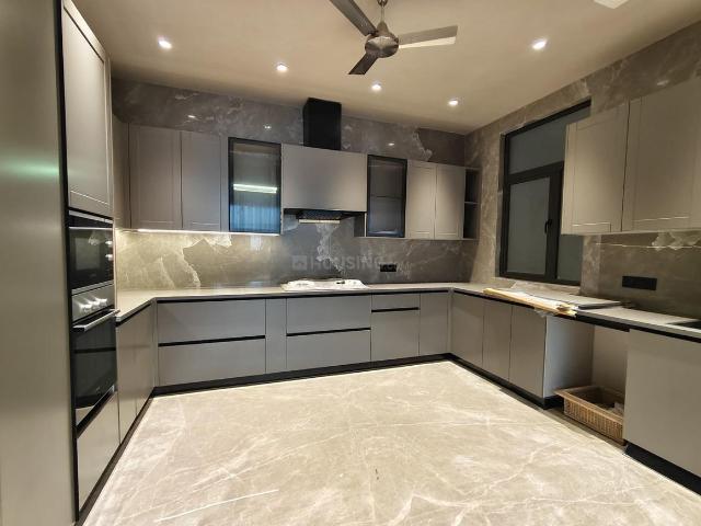 4 BHK Independent Builder Floor in Safdarjung Development Area for resale New Delhi. The reference number is 19158767