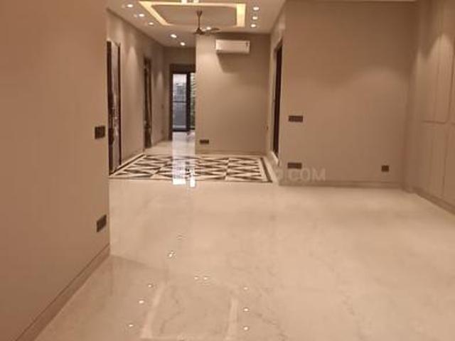 4 BHK Independent Builder Floor in Safdarjung Development Area for resale New Delhi. The reference number is 19115046