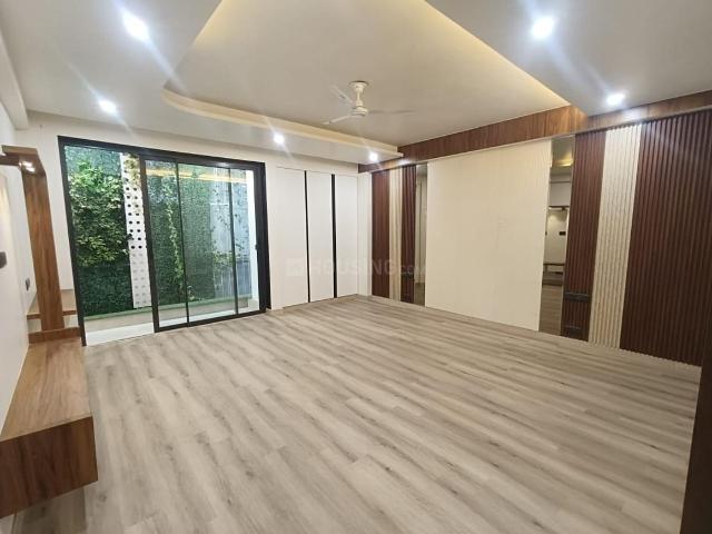 4 BHK Independent Builder Floor in Safdarjung Development Area for resale New Delhi. The reference number is 20824791