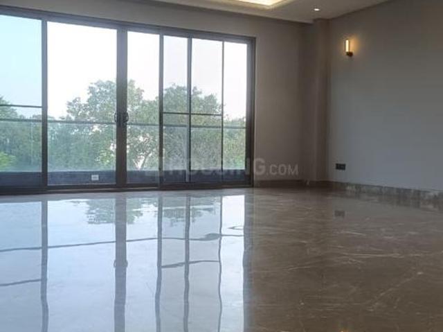 4 BHK Independent Builder Floor in Safdarjung Development Area for resale New Delhi. The reference number is 21076845