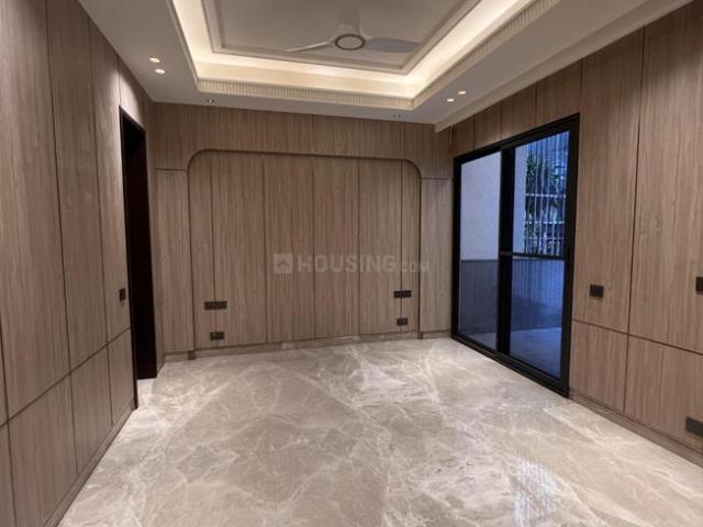 4 BHK Independent Builder Floor in Safdarjung Development Area for resale New Delhi. The reference number is 21315674