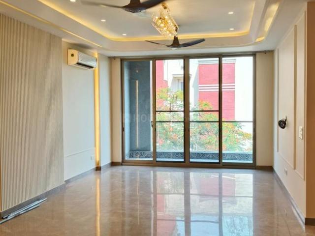4 BHK Independent Builder Floor in Safdarjung Enclave for rent New Delhi. The reference number is 21105116