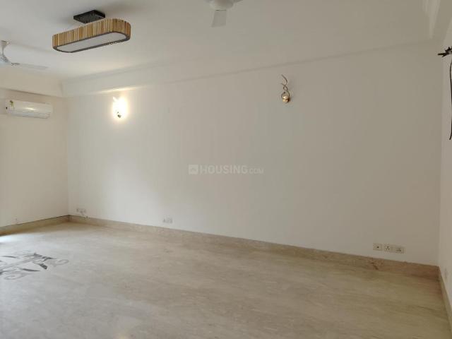 4 BHK Independent Builder Floor in Safdarjung Enclave for resale New Delhi. The reference number is 20883324