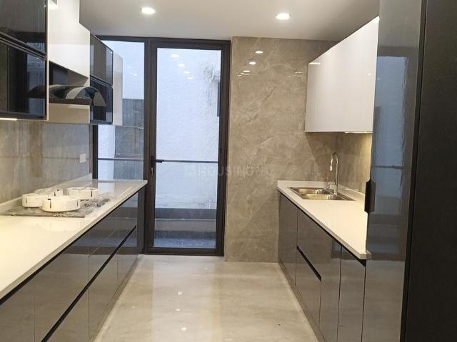 4 BHK Independent Builder Floor in Saket for resale New Delhi. The reference number is 17639349