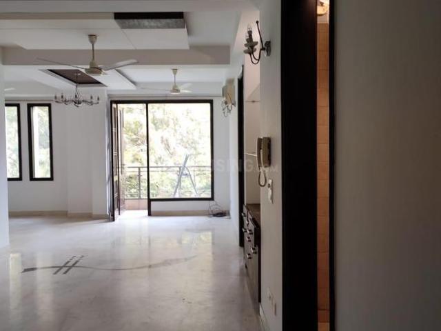 4 BHK Independent Builder Floor in Sarvodaya Enclave for rent New Delhi. The reference number is 8465866